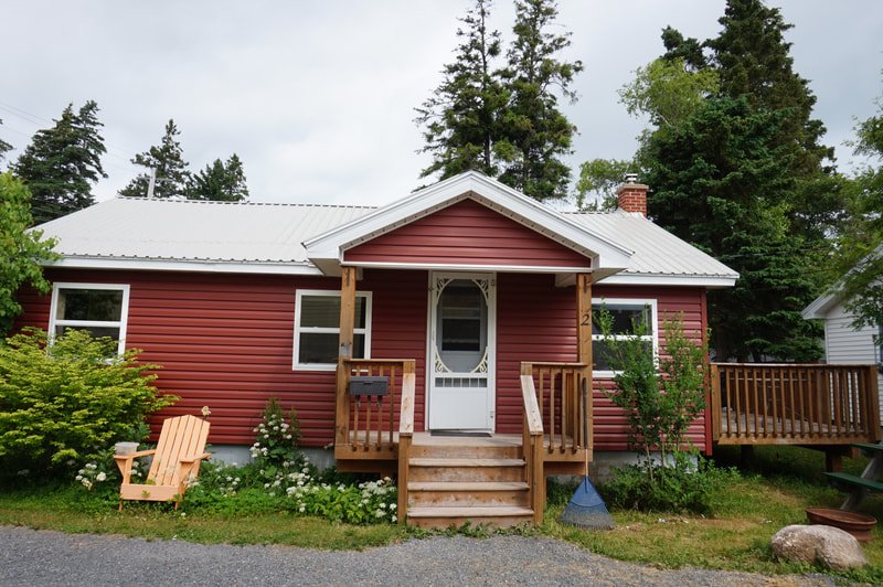 Cottage 2 exterior